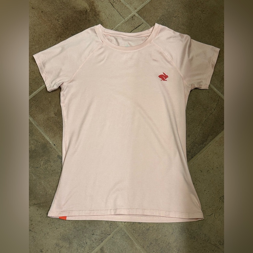 💫Rabbit EZ Tee Short Sleeve, XS, Color: Dusty Pink Worn ONCE! Pristine condition